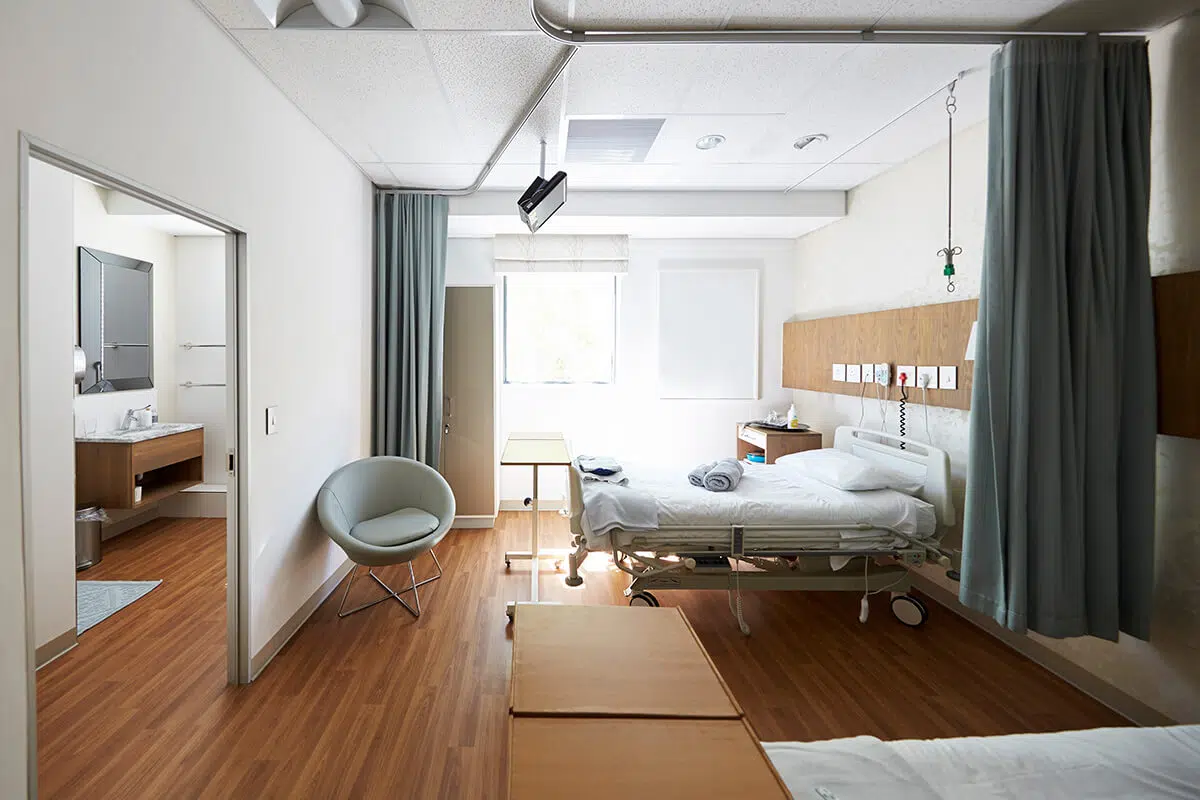 4 Types of Hospital Beds How to Choose the Best One for Your Needs